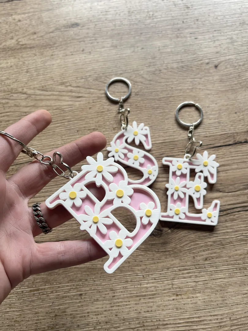 Chaveiro Personalizável — Margarida com Letra